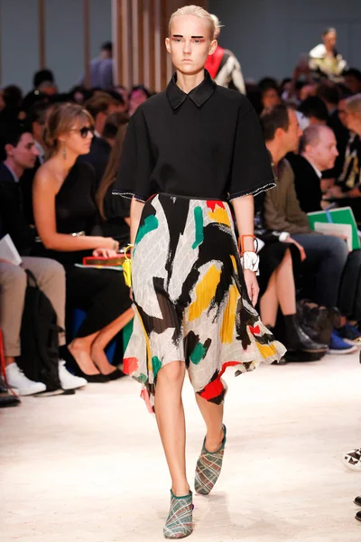 Look 23